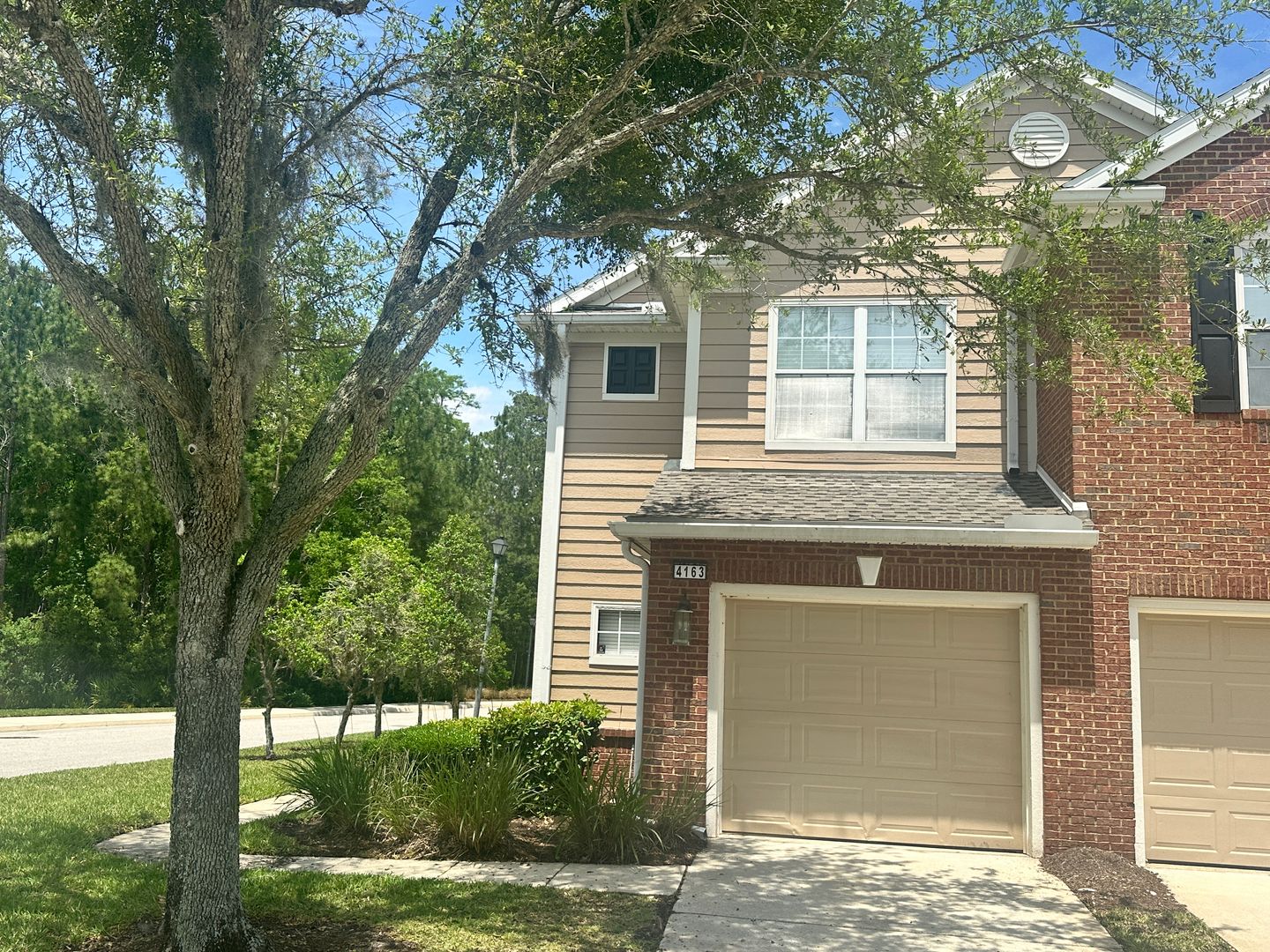 Jacksonville Townhome: 4163 Highwood Dr