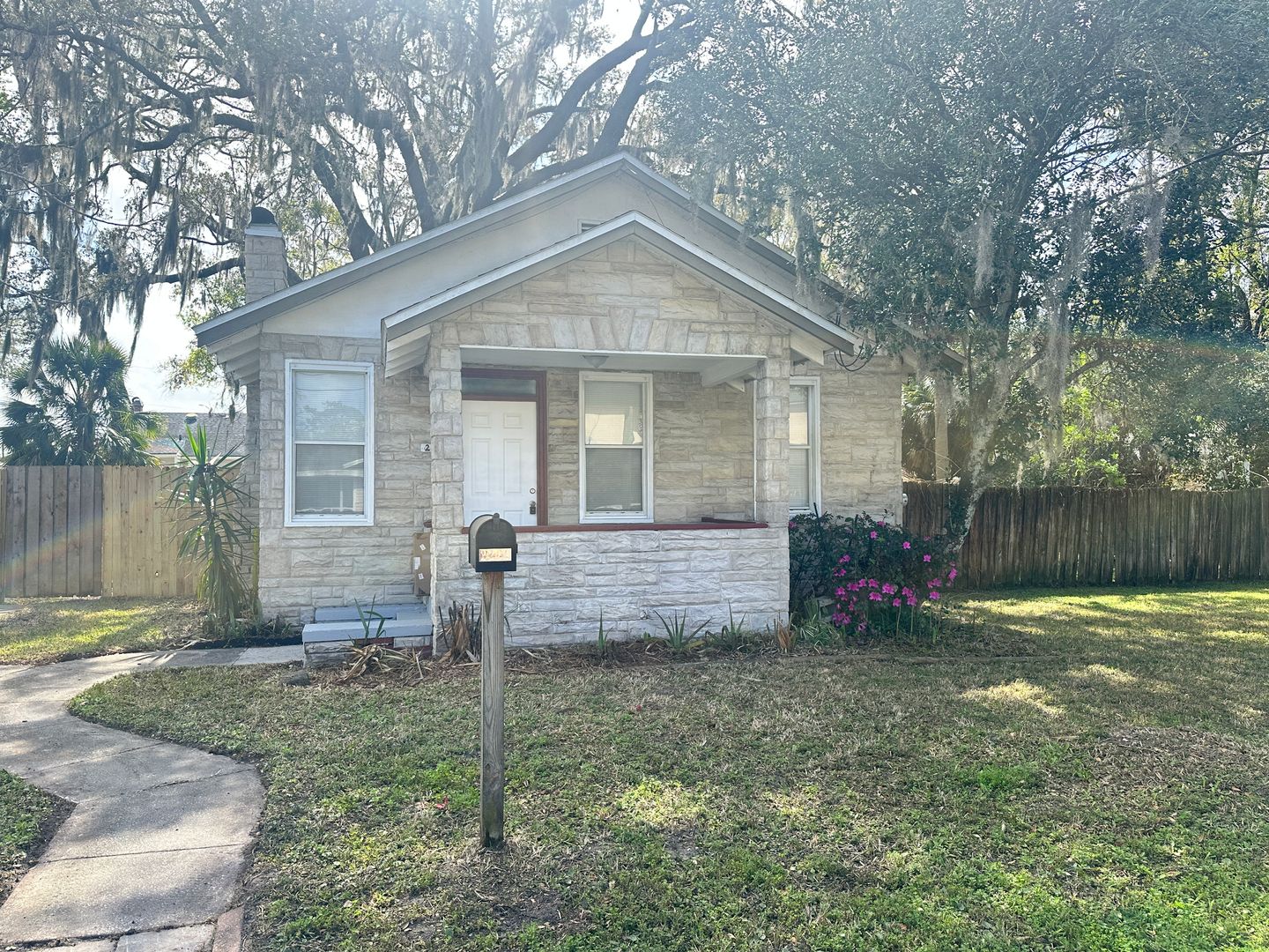 Jacksonville House: 2220 Faws Street