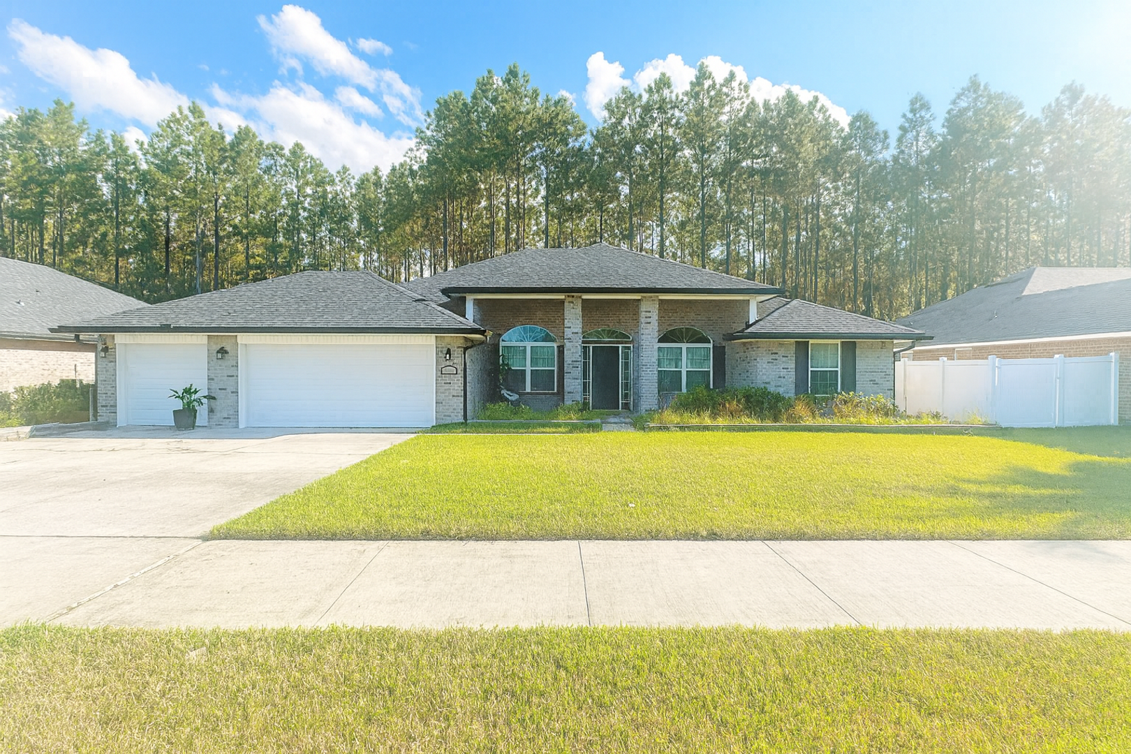 Jacksonville House: 12678 Weeping Branch Circle