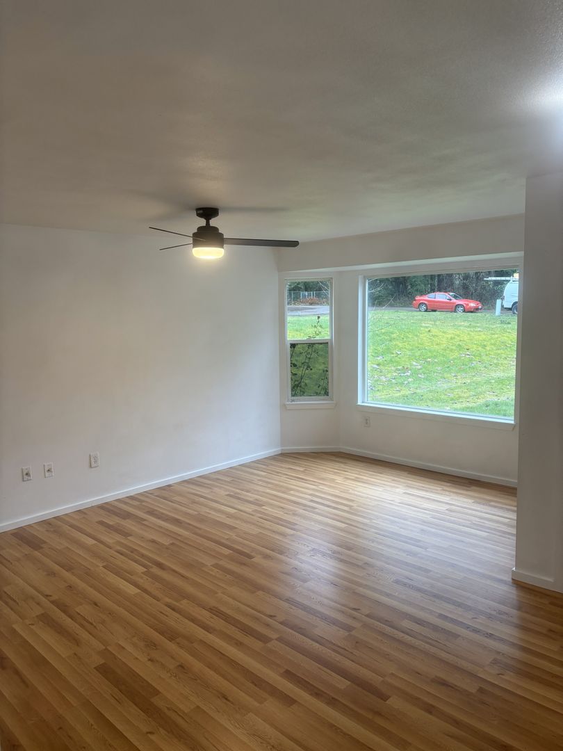 Port Orchard House: 5623 Delia Ln SW