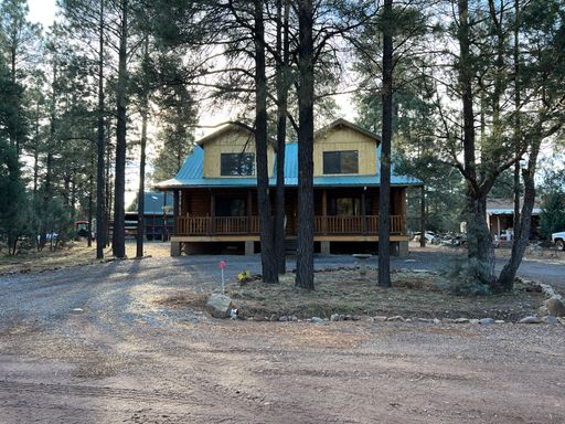2 Story Cabin in Heber