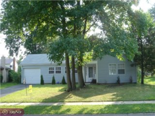 Willingboro House: 26 Newport Lane