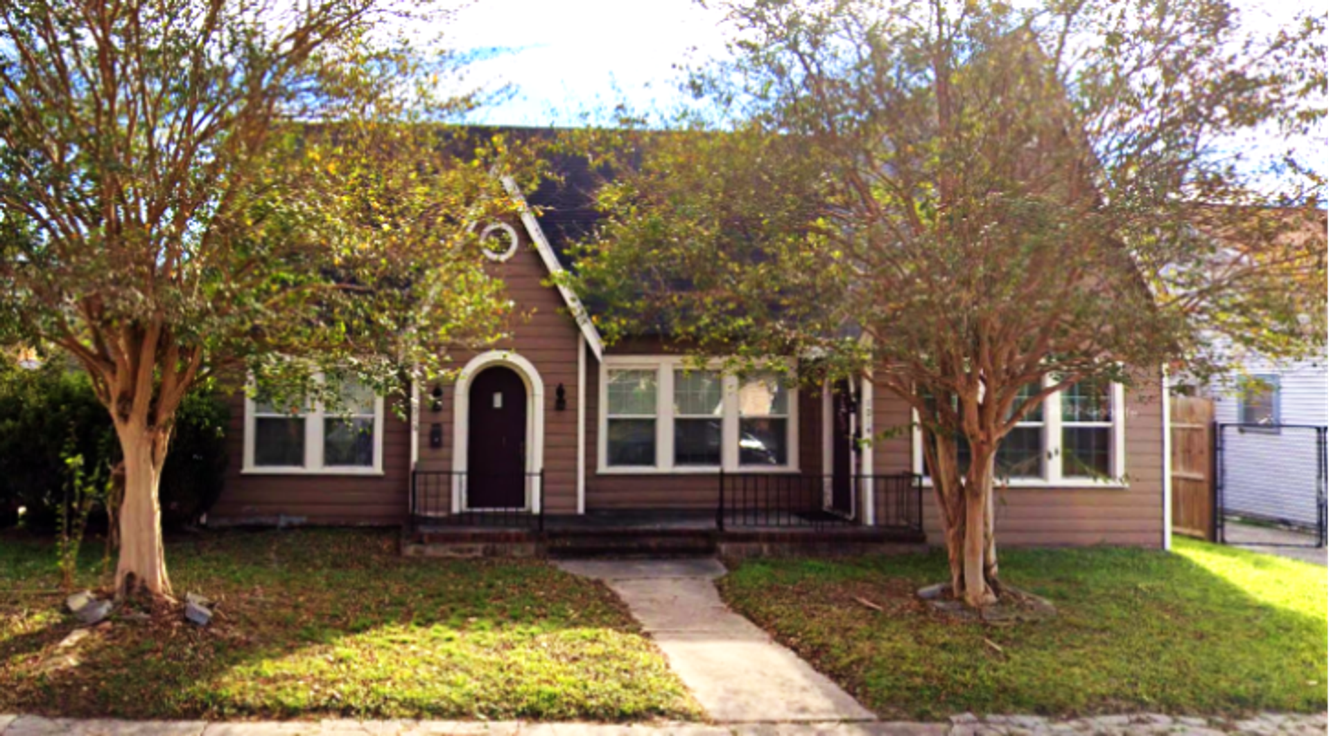 San Antonio Apartment: 1014 Bailey