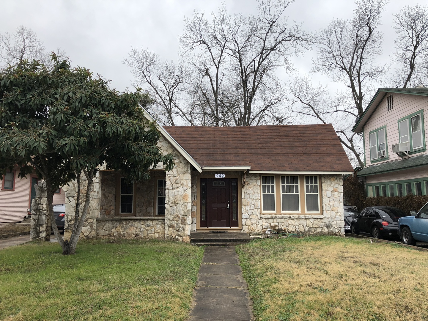 San Antonio House: 942 Bailey