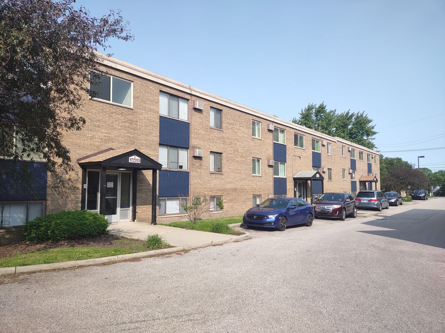 Cleveland Apartment: 14411 Triskett Rd