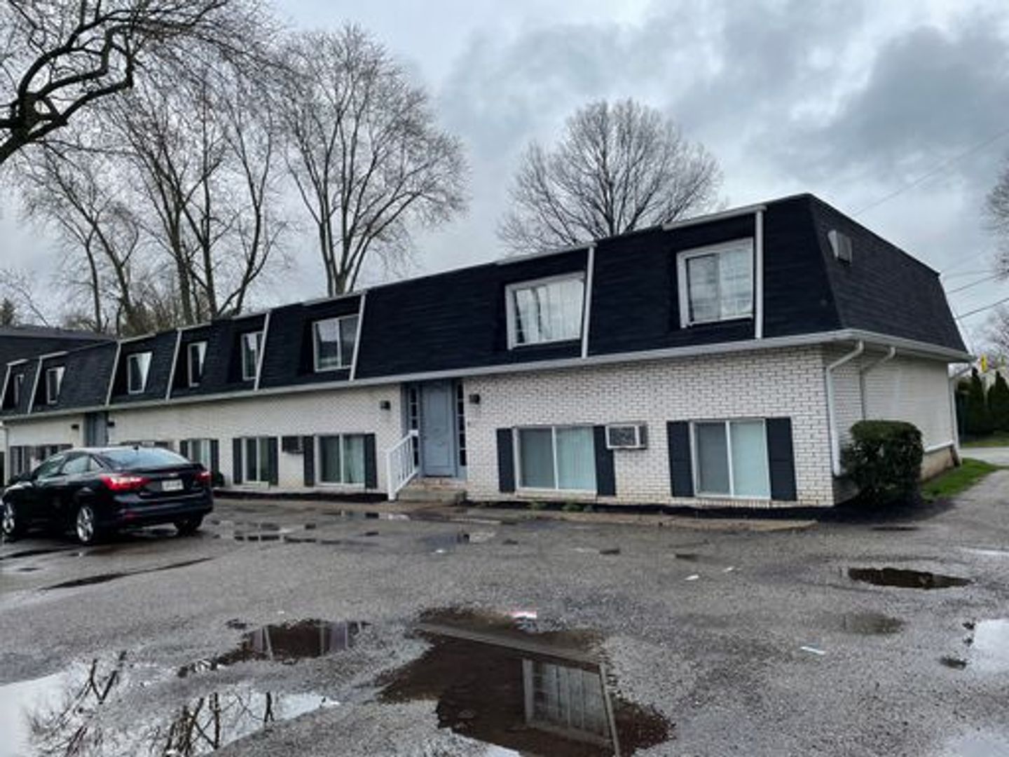 CANTON Apartment: 1800-1818 WHIPPLE AVE NW