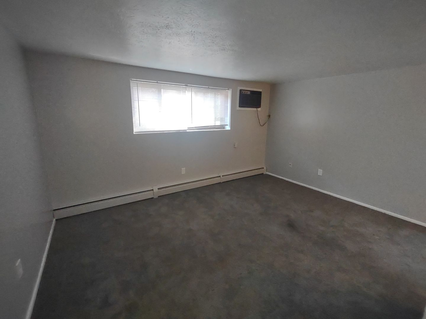 Cleveland Apartment: 14411 Triskett Rd