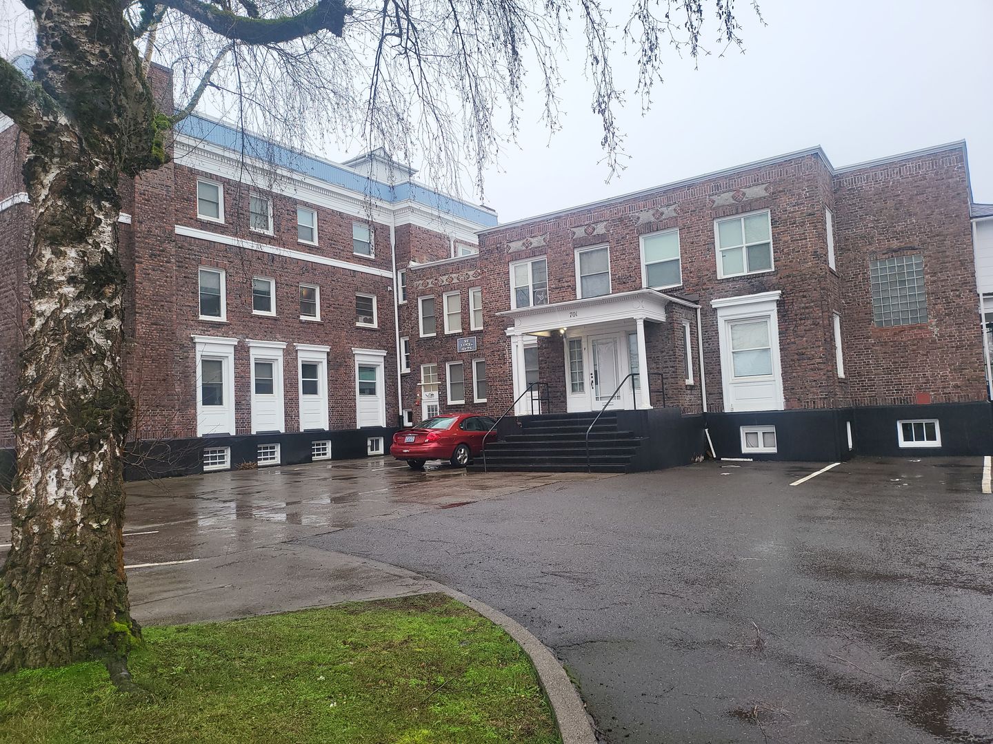 Centralia Apartment: 701 H Street