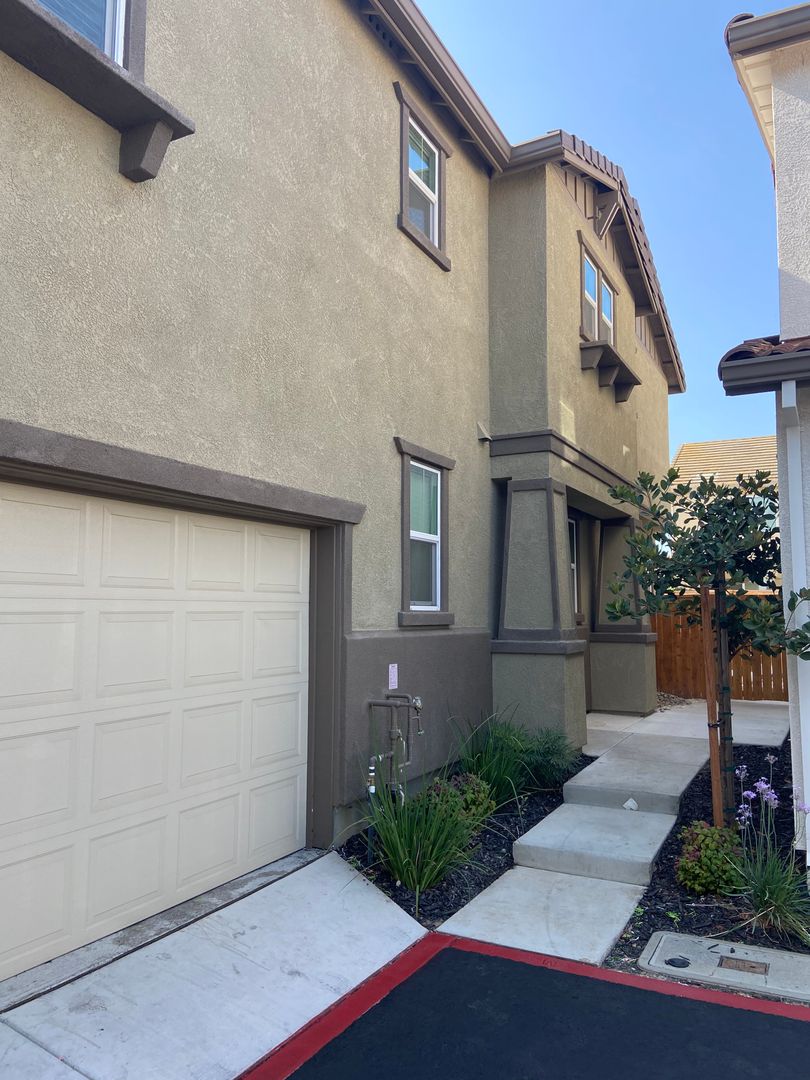 Elk Grove House: 8174 Kramer Ranch Lane