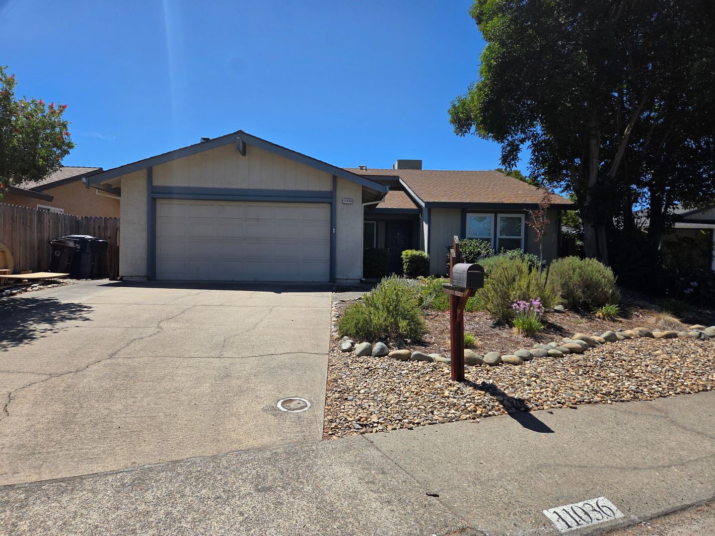 Rancho Cordova House: 11036 Kenebee River Court