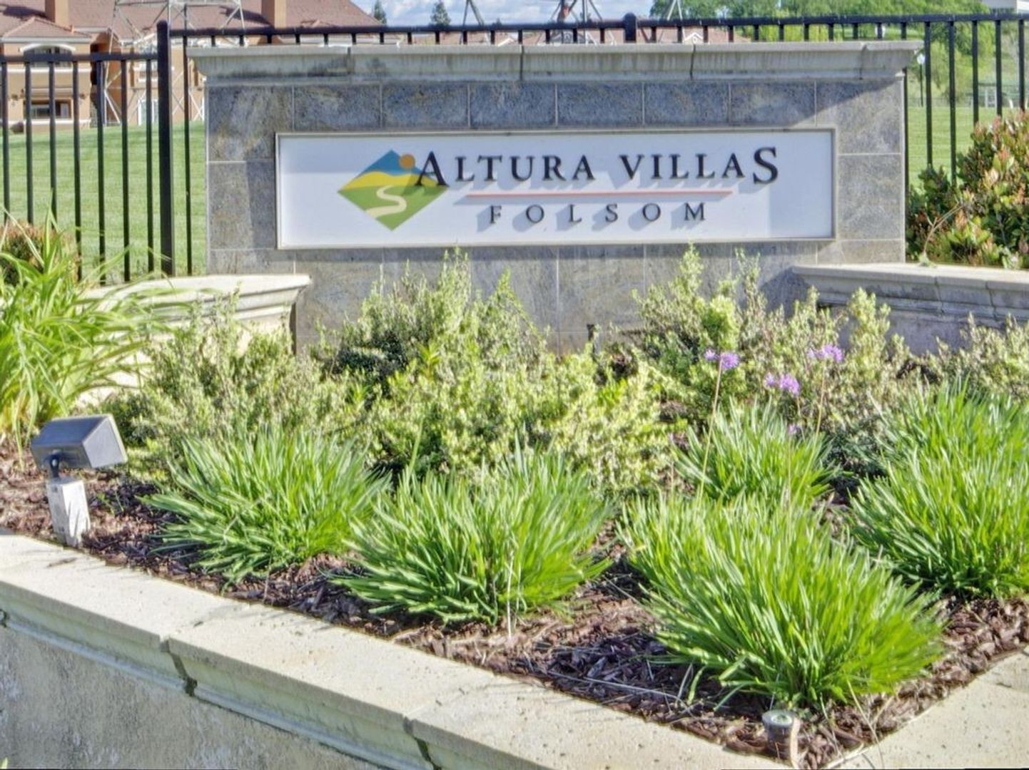 Folsom House: 885 Halidon Way #1713