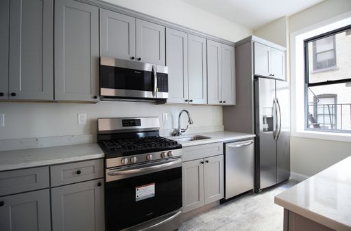 940 st Nicholas Avenue, Apt 1J – photo 1