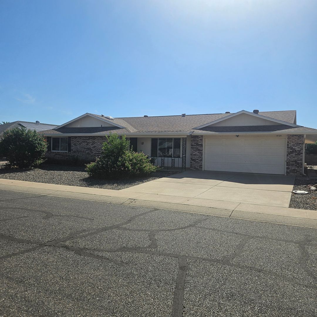 Sun City House: 9725 W. APPALOOSA DR.