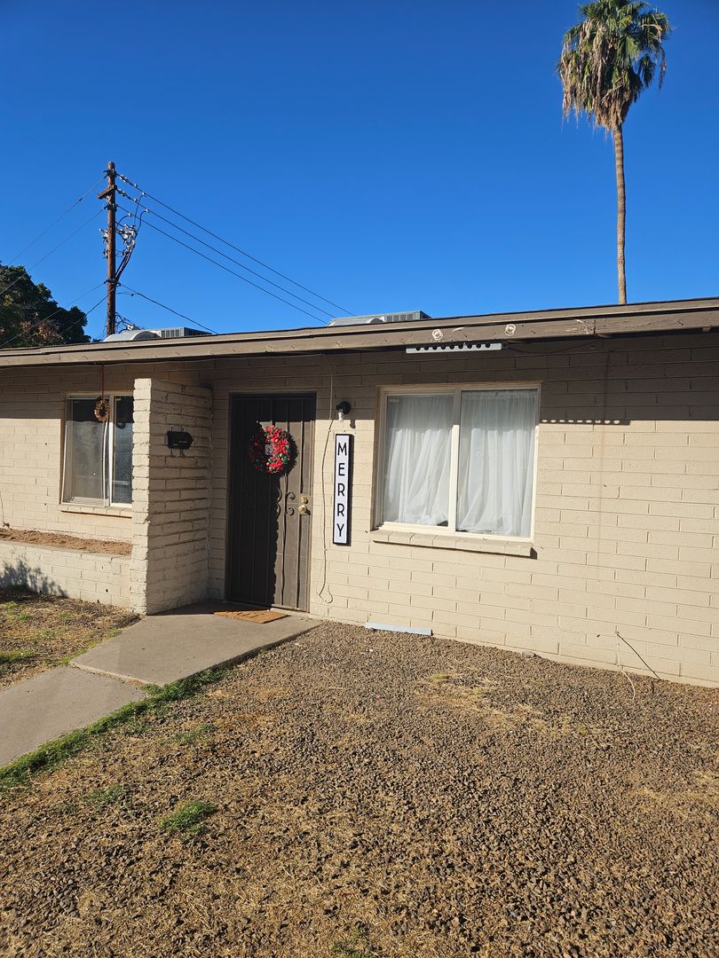 Scottsdale Apartment: 3014 N 70th St.