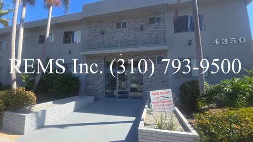 Refurbished 1 Bedroom Apartment with Parking in Gated Building – photo 1
