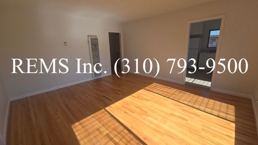 Bright Renovated Upstairs 2-Bedroom Apartment with Laundry Hookups & Parking – photo 1