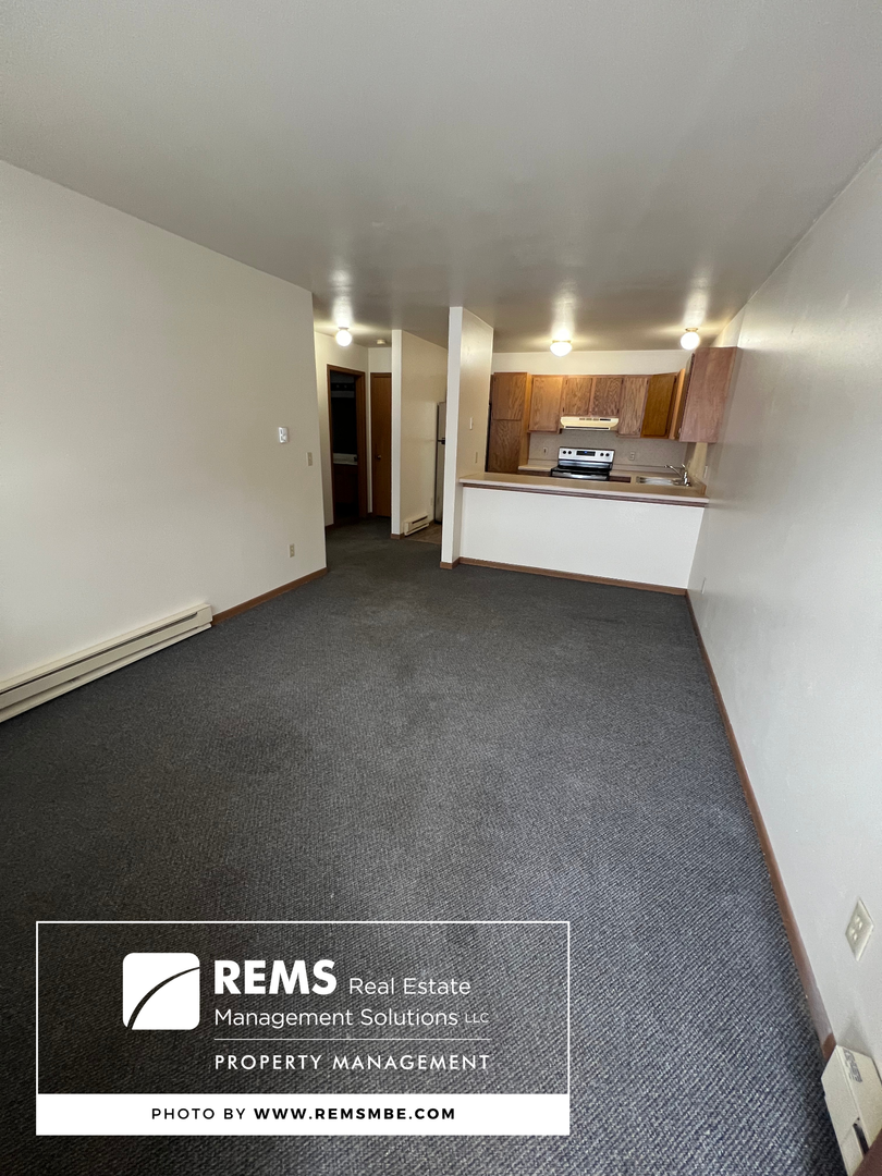 Baraboo Apartment: 503 7th Street