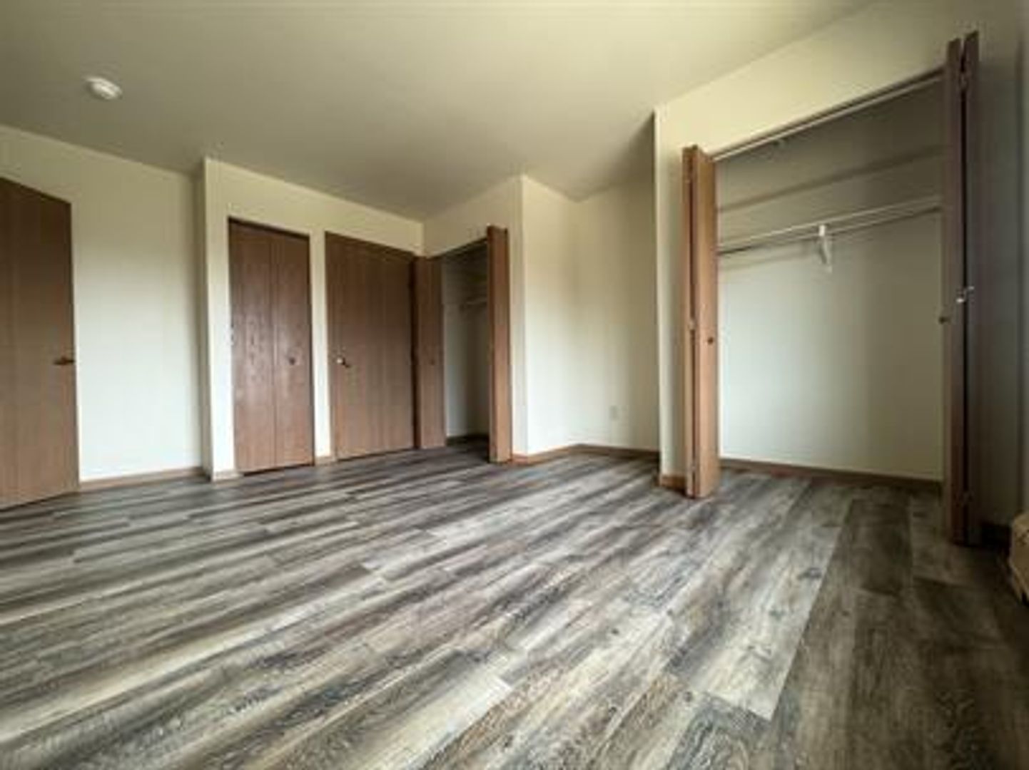 Sun Prairie Apartment: 605 Chase Boulevard