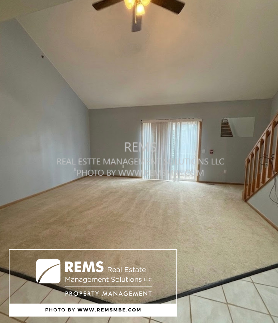 Baraboo House: 33A Grand Canyon Drive - 209