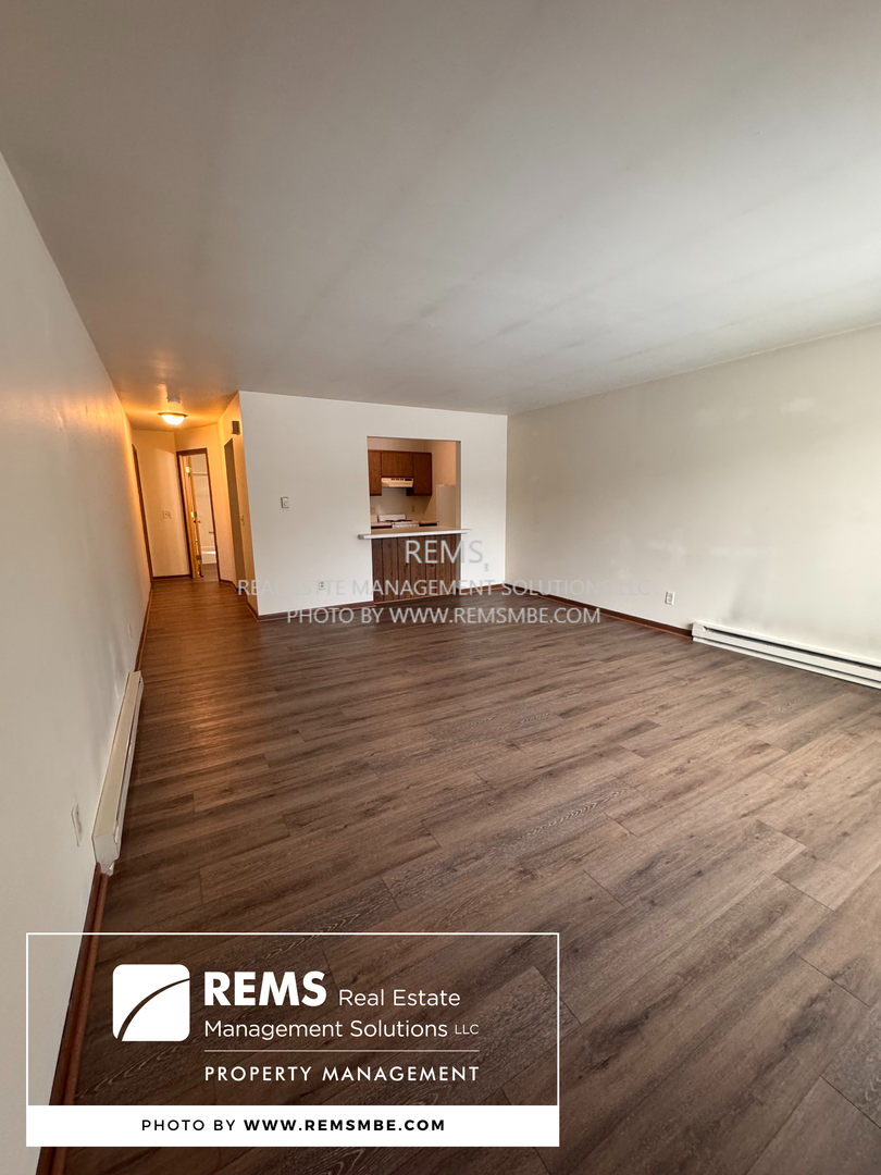 Baraboo Apartment: 200/202 Campus View Drive