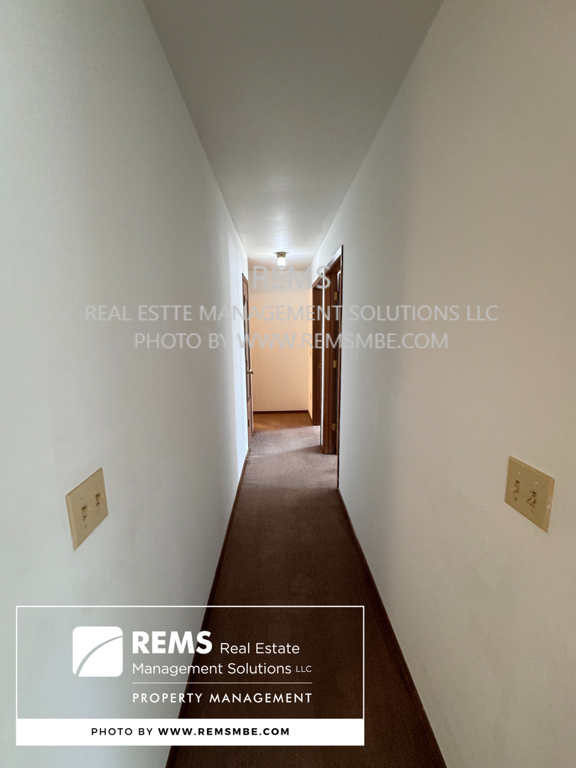 Portage Apartment: 554 East Slifer Street