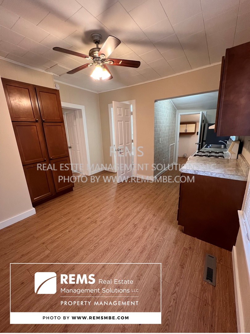 Baraboo Apartment: 626/628 4th Street