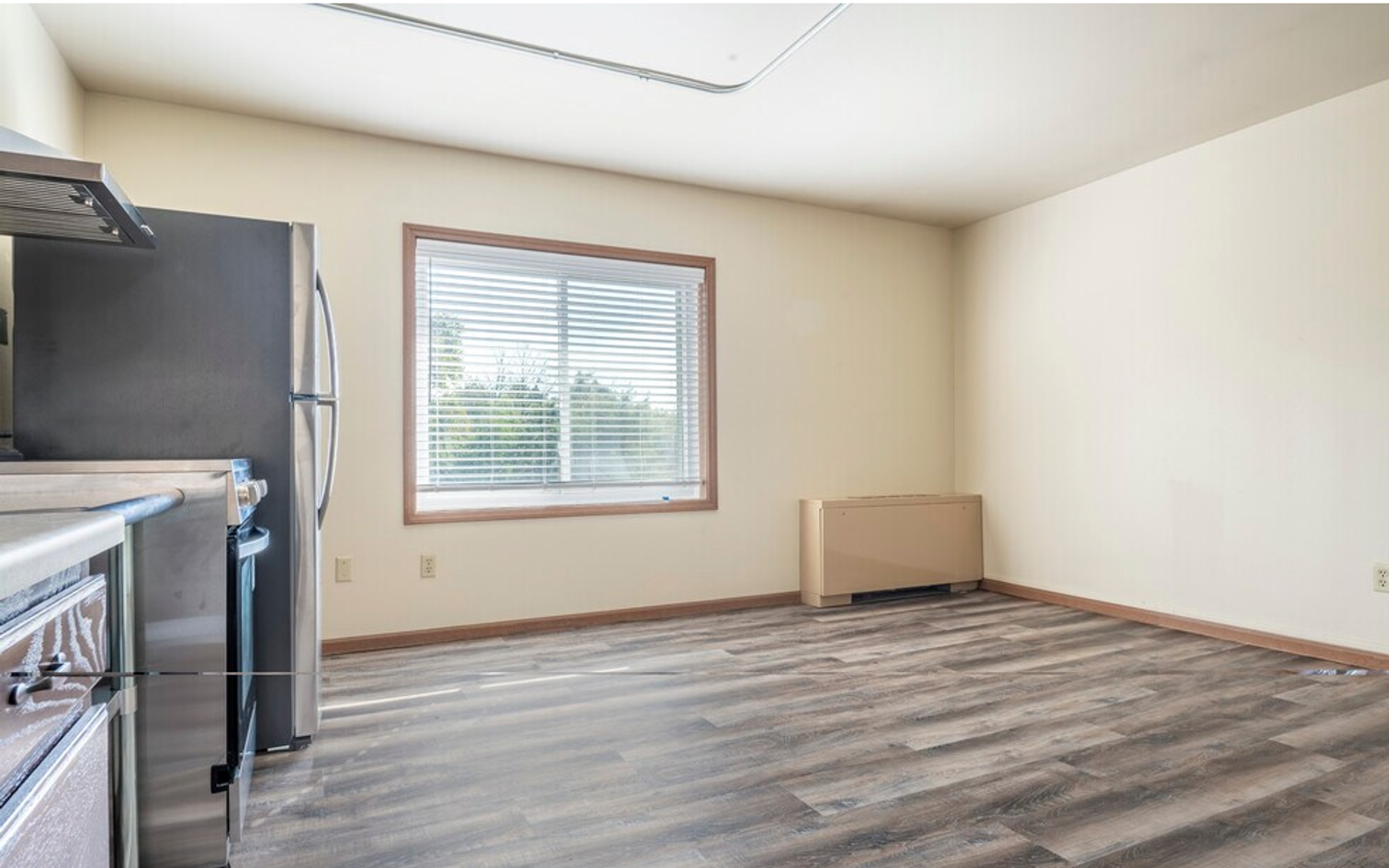 Sun Prairie Apartment: 605 Chase Boulevard