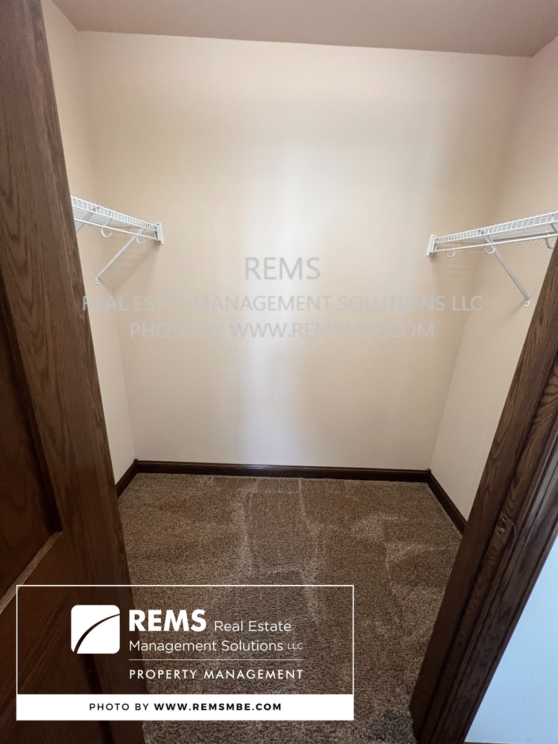 Reedsburg Townhome: 345 Laurel Street - 2