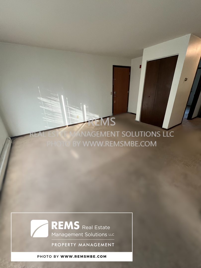 Prairie du Sac Apartment: 1120 Grand Avenue