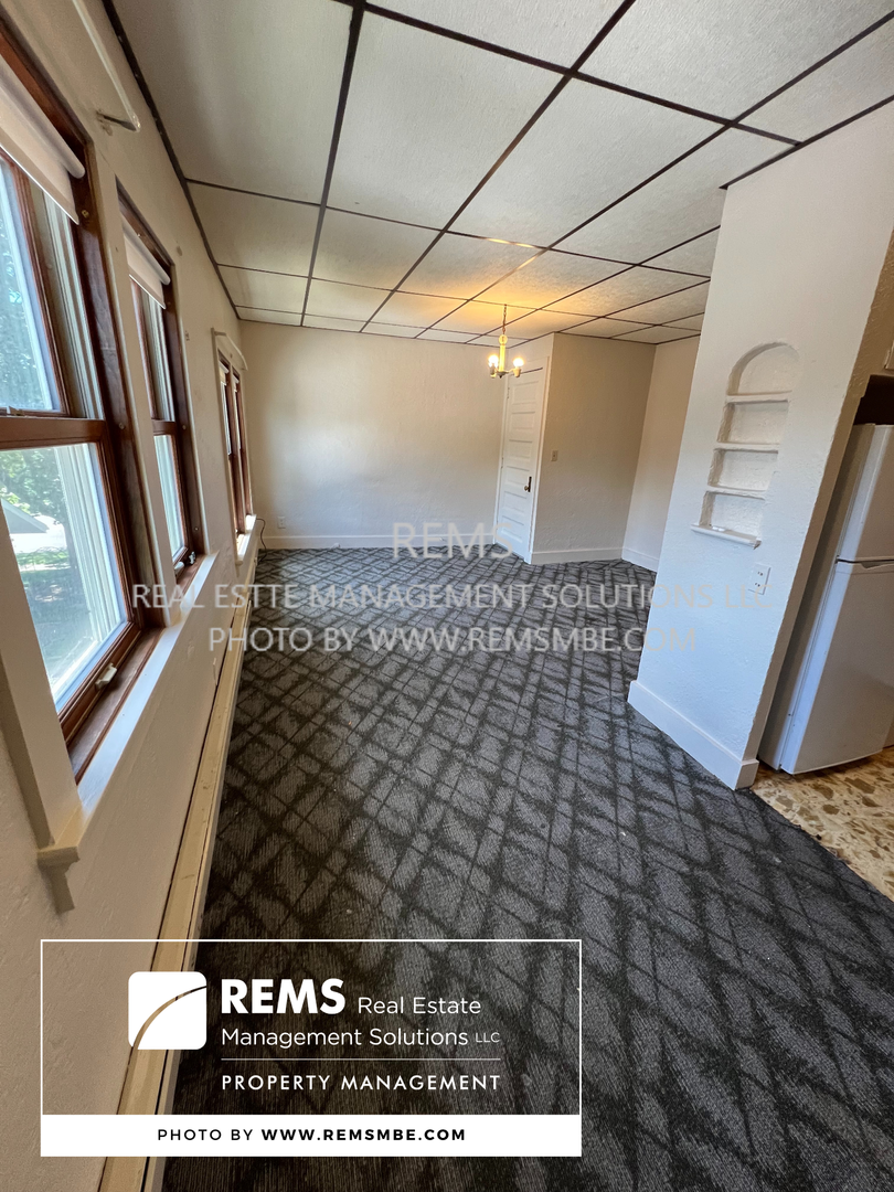 Baraboo Apartment: 125 7th Avenue