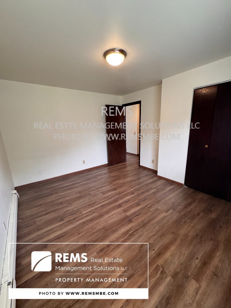 Prairie du Sac Apartment: 1110 Grand Avenue