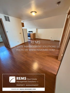 812 Barker St. -Upper