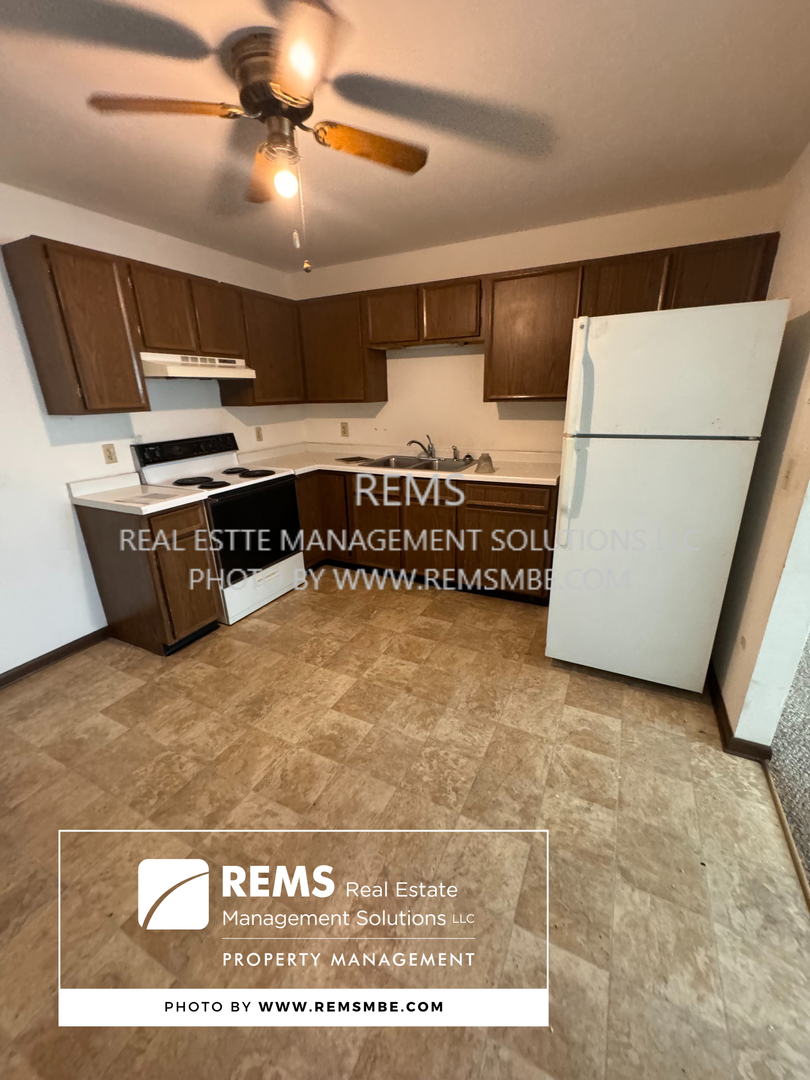Wisconsin Dells Apartment: 505 Vine Street
