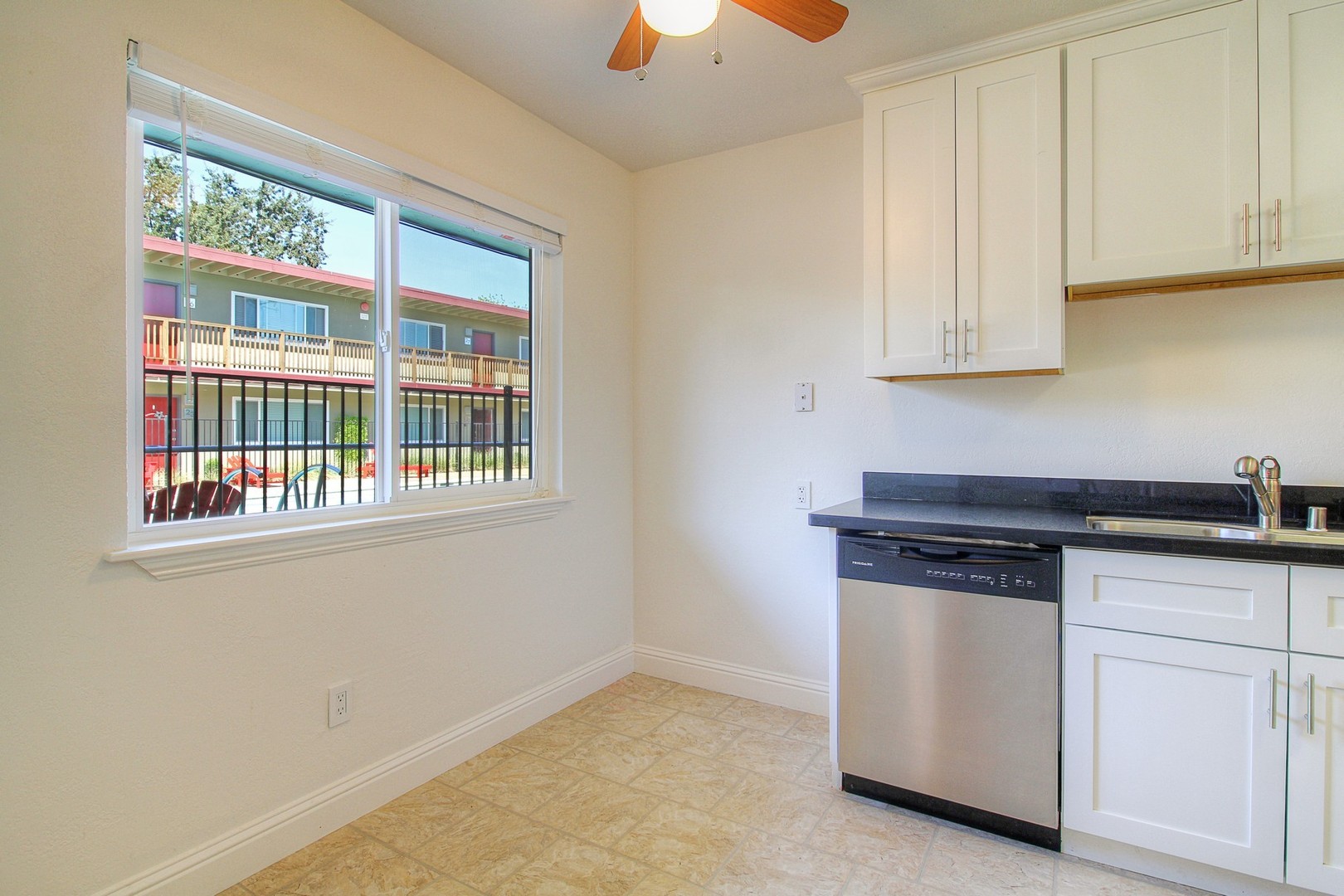 Brush Creek Apartments 5 of 12
