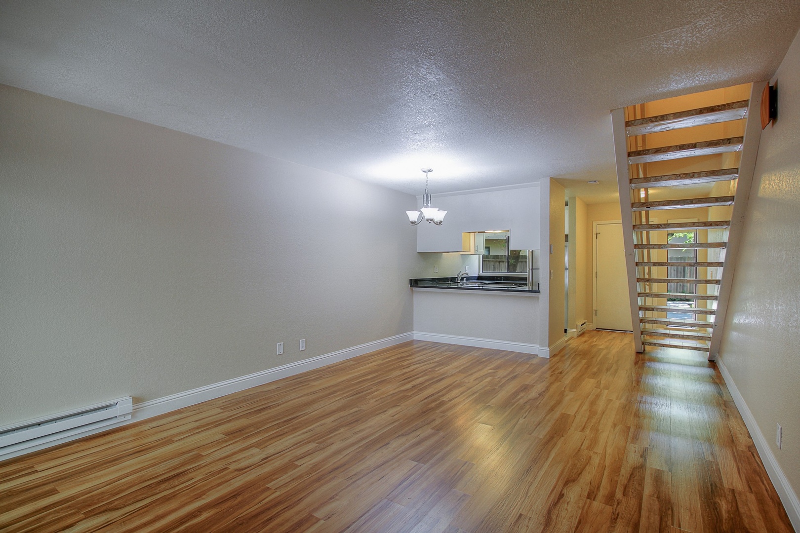 Santa Rosa Apartment: 6263 Montecito Boulevard