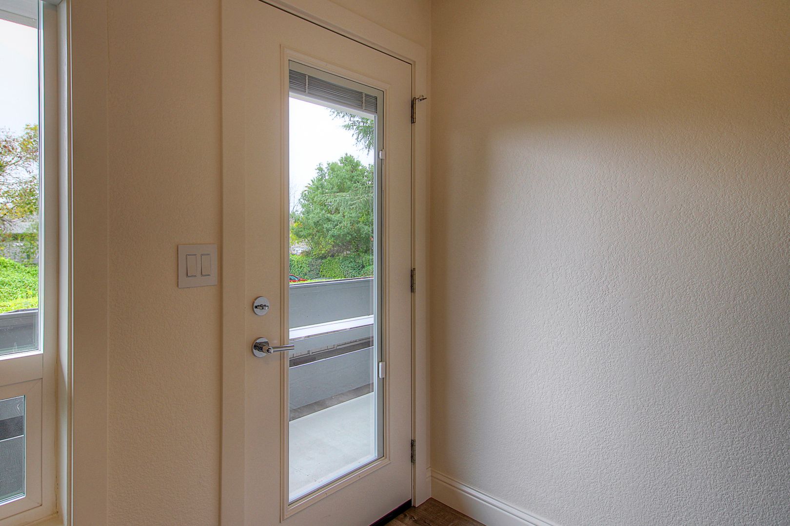 Santa Rosa Apartment: 303 Farmers Lane