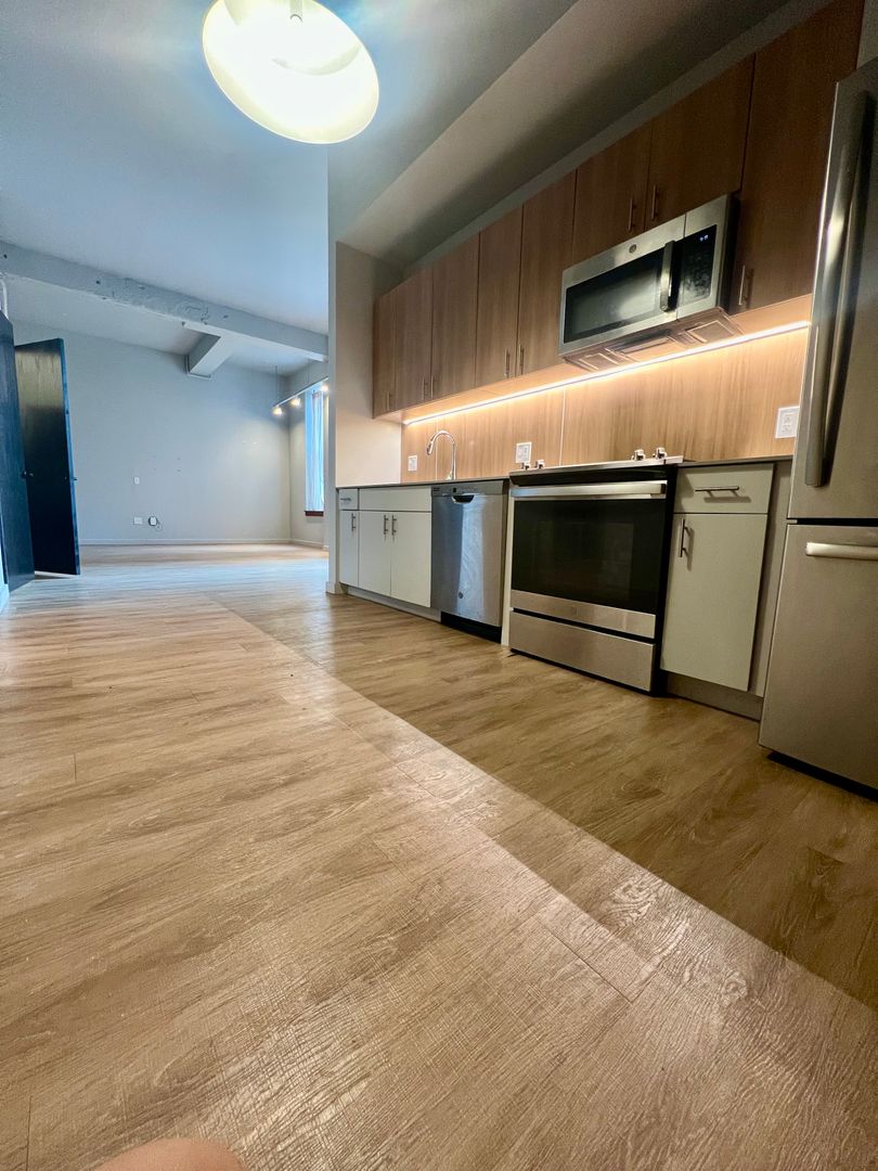 St. Louis Apartment: 2650 Locust St