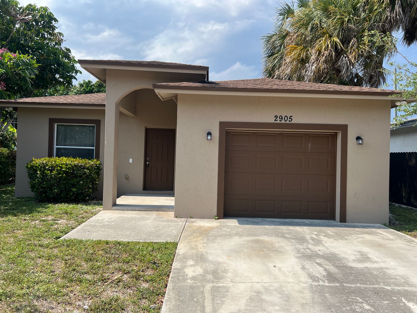 Ft. Lauderdale House: 2905 NW 7th Street