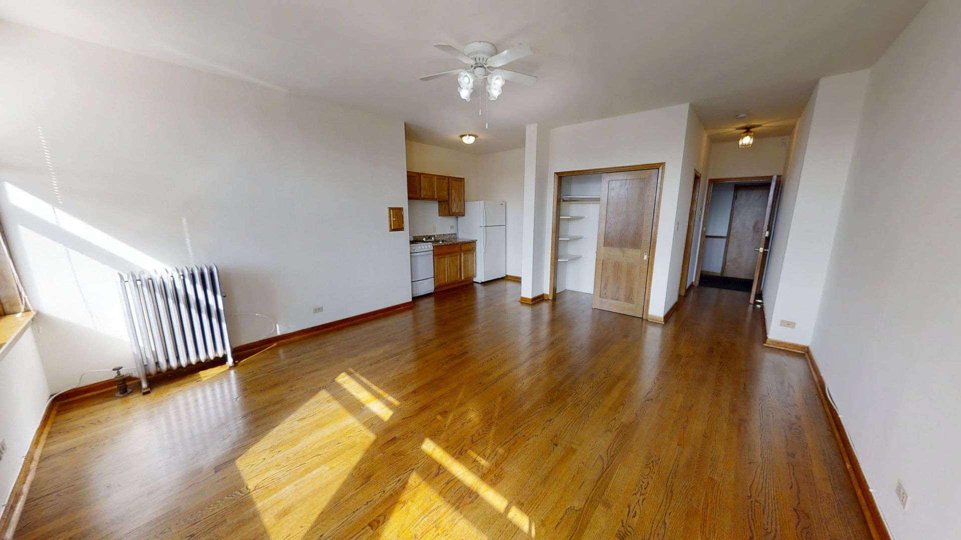 Chicago Apartment: 3200 W Lawrence