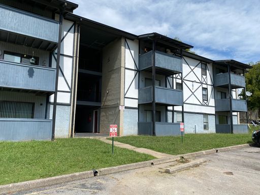 2 Bed 2 Bath Rental at 270 Tampa Dr, M3, Nashville, TN – photo 1