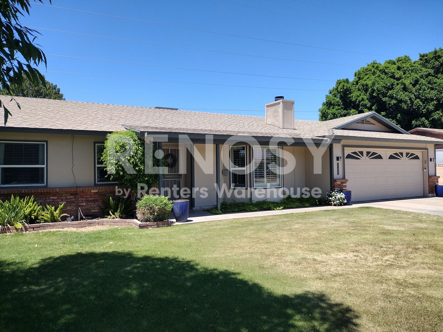 Mesa House: 2124 N Lazona Dr