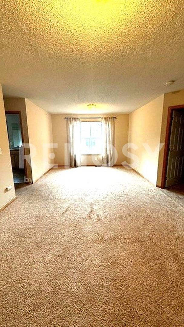 Marketplace Property
