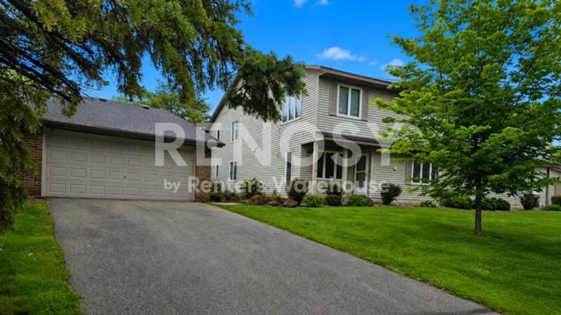 Eagan Townhome: 4670 Jackstone Pt