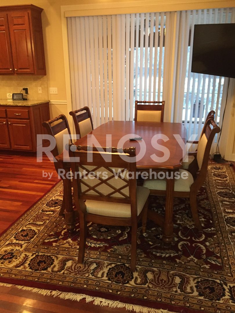 Marketplace Property