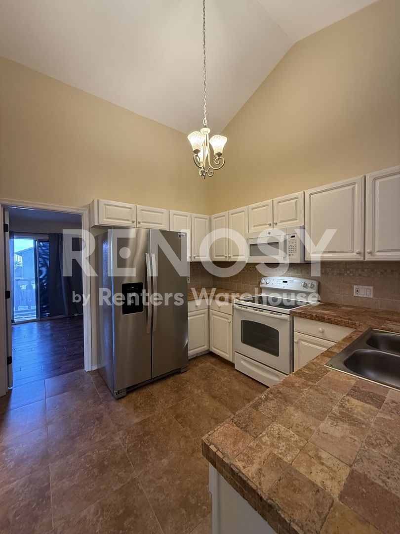 Peoria House: 8111 W Wacker Rd Unit 42