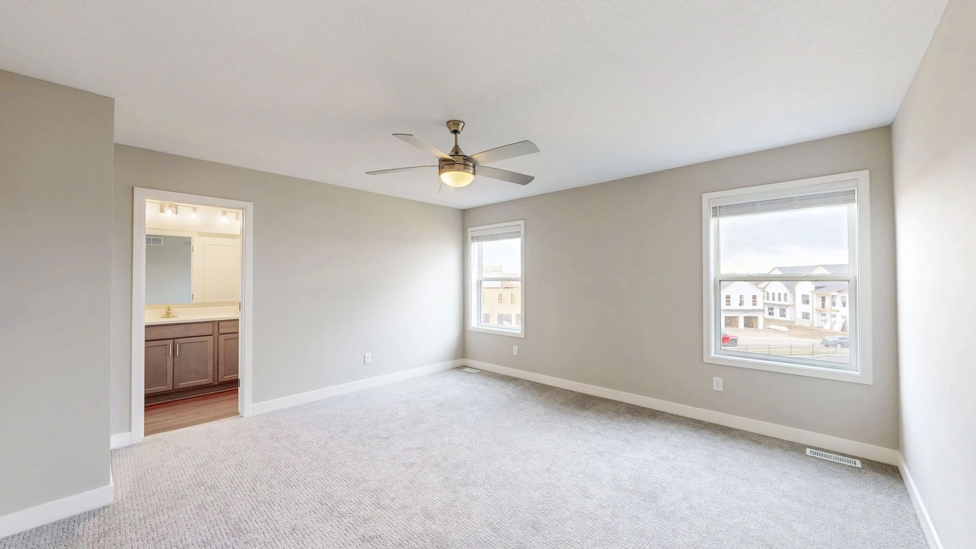 Marketplace Property