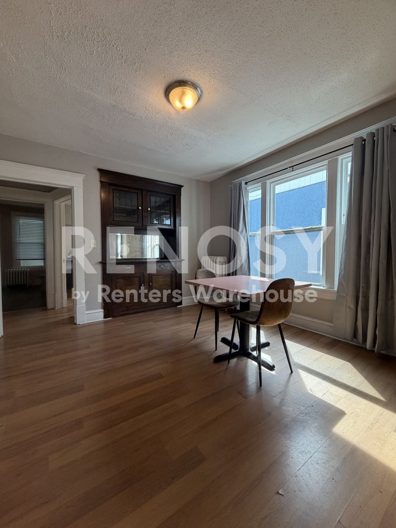 2925 2nd Ave S property
