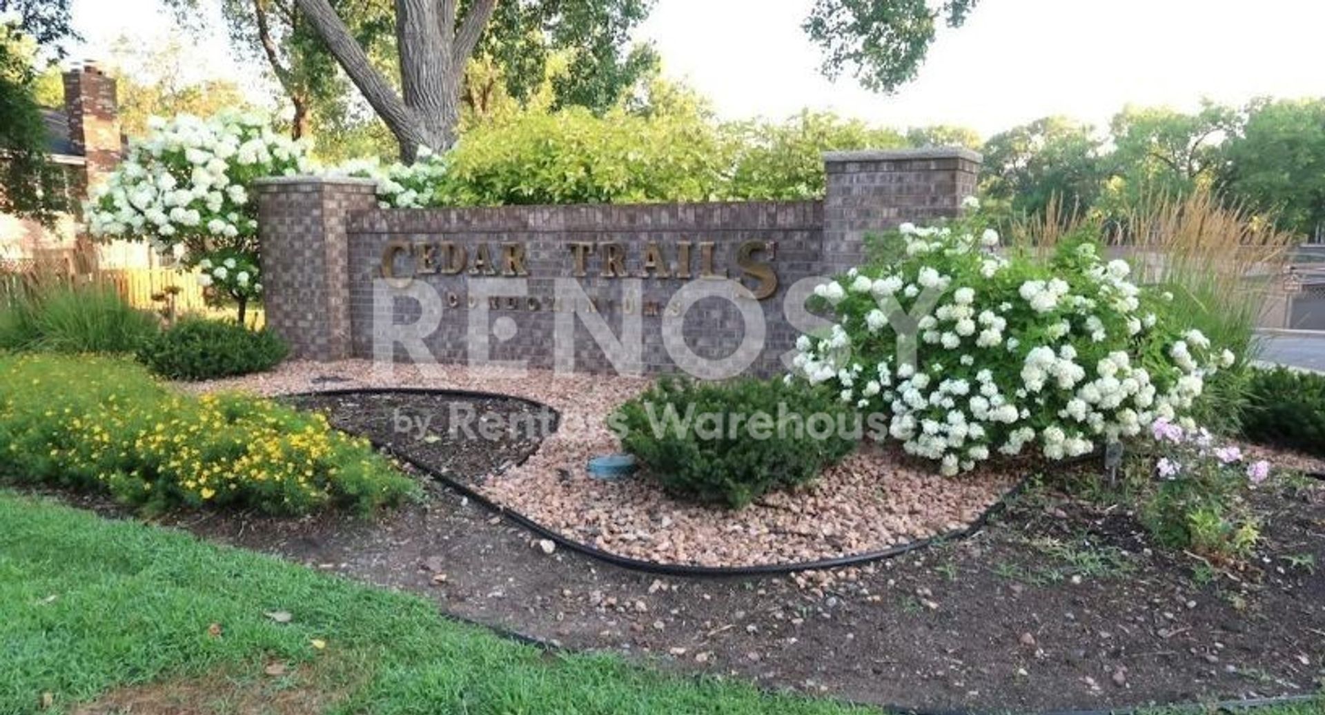 St Louis Park House: 4648 Cedar Lake Rd S Apt 1