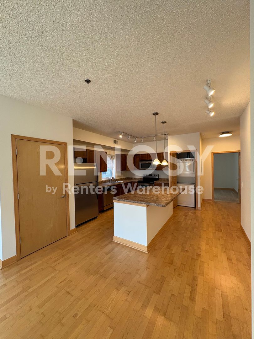 Marketplace Property