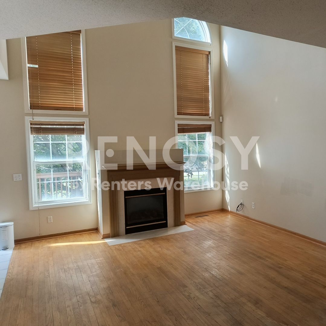 Marketplace Property